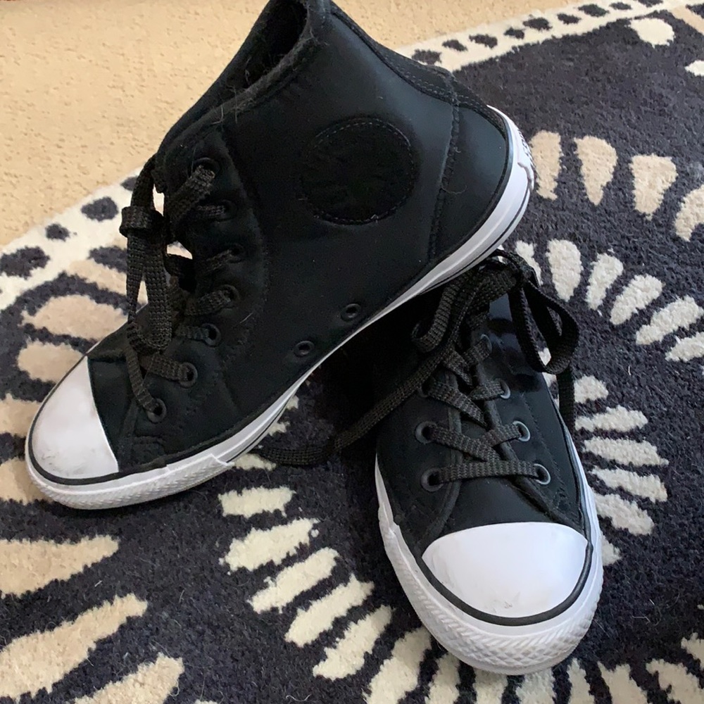 Converse size M6 W8